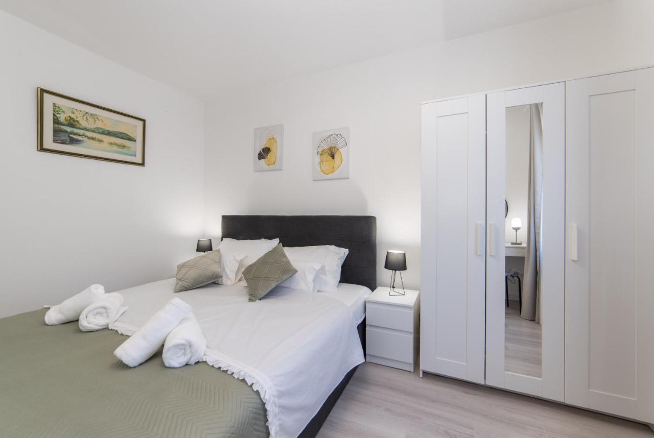 Apartman Porto Ploce  Zewnętrze zdjęcie